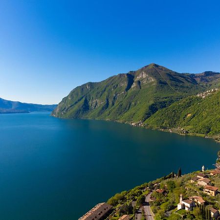 Costa Blu - Terrace Overlooking The Lake & Pool Riva di Solto Exterior photo